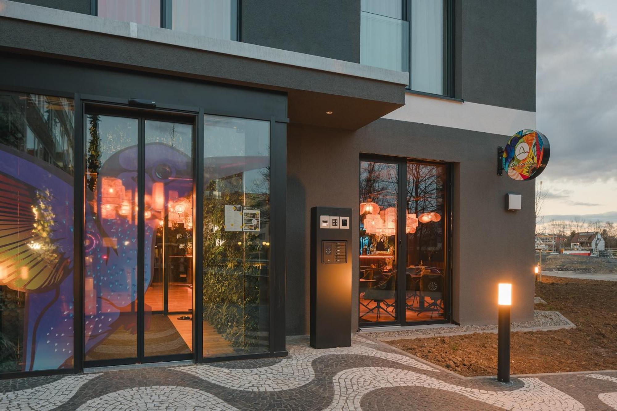 Hotel Rioca Stuttgart Posto 6 Esterno foto
